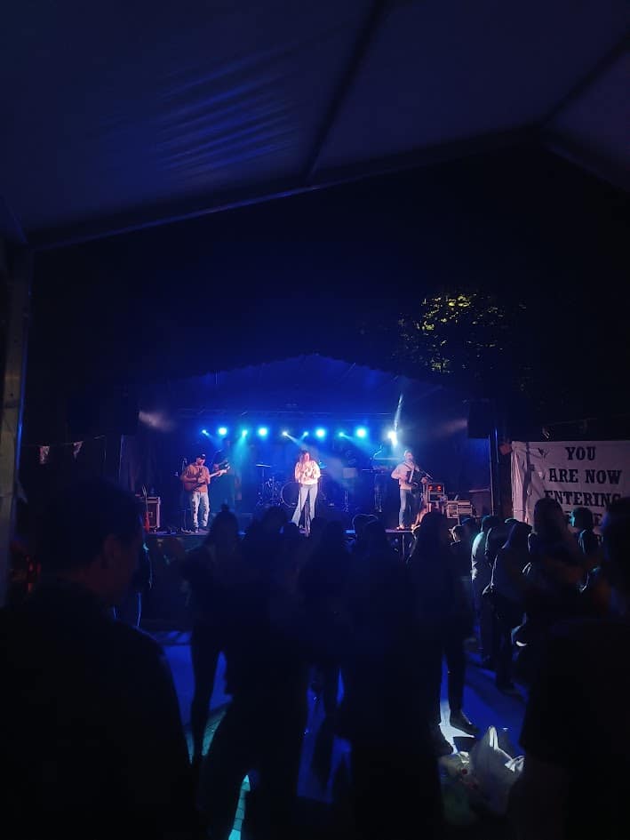 Iluminación profesional para eventos y conciertos